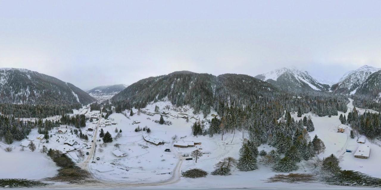 Chalet Resort Sozzine Ponte Di Legno Luaran gambar