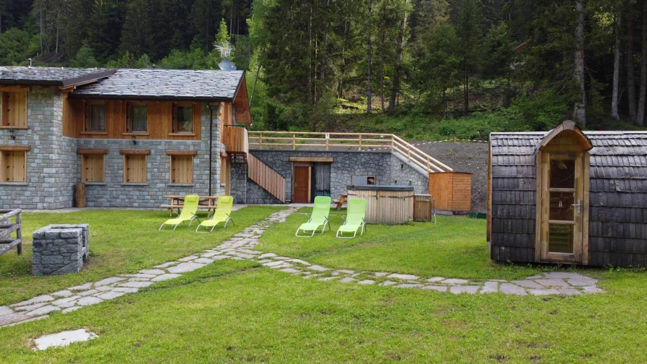 Chalet Resort Sozzine Ponte Di Legno Luaran gambar